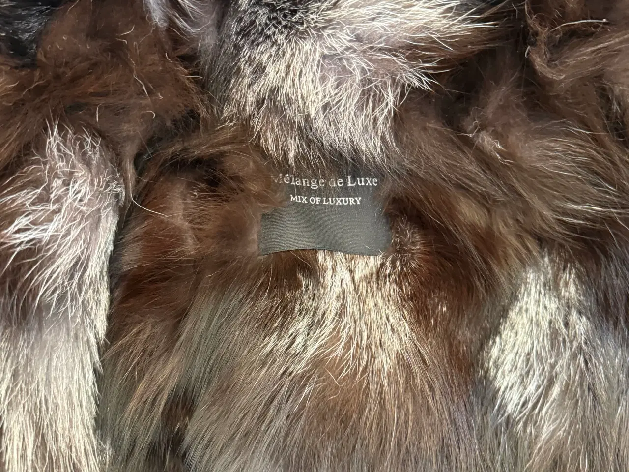 Billede 2 - Jakke med kanin foer