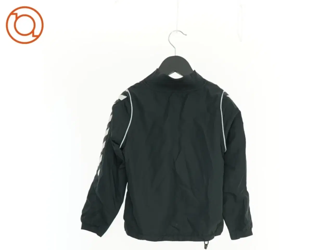 Billede 2 - Trænings top fra Hummel (str. 110 cm)
