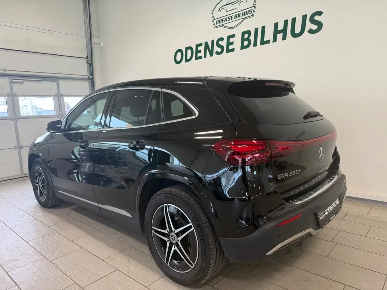 Billede 4 - Mercedes EQA250+  AMG Line