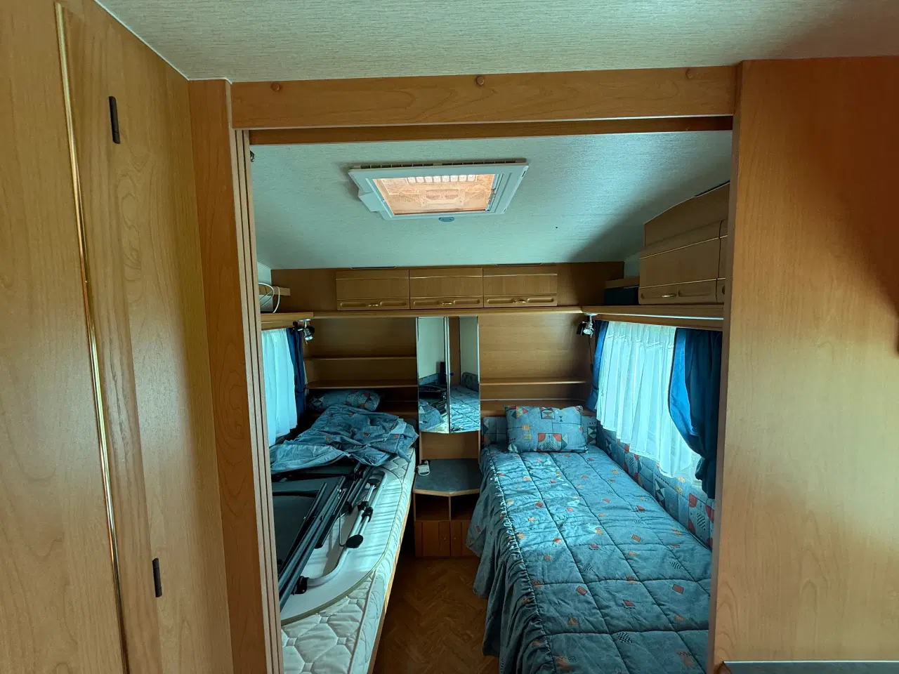Billede 9 - 2000 Adria  502 enkeltsenge