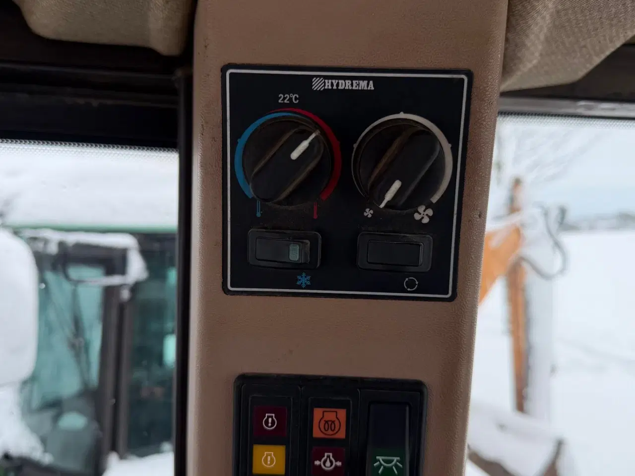 Billede 16 - Hydrema 906D ESD Dobbeltcommand - Udskud på bagarm