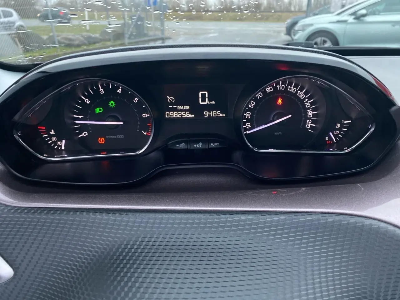 Billede 11 - Peugeot 2008 1,2 VTi Active Sky 82HK