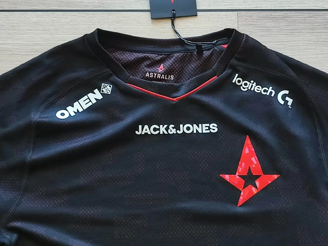 Billede 2 - Astralis Trøje, Jack & Jones, Str M