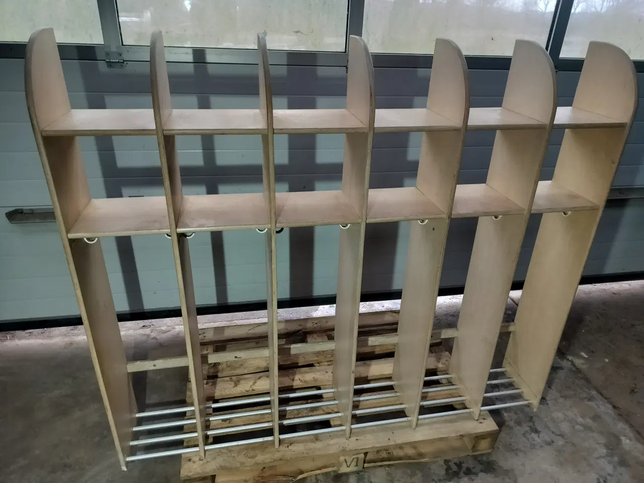 Billede 2 - Garderobe / Børne Garderobe. Med 6 Rum 