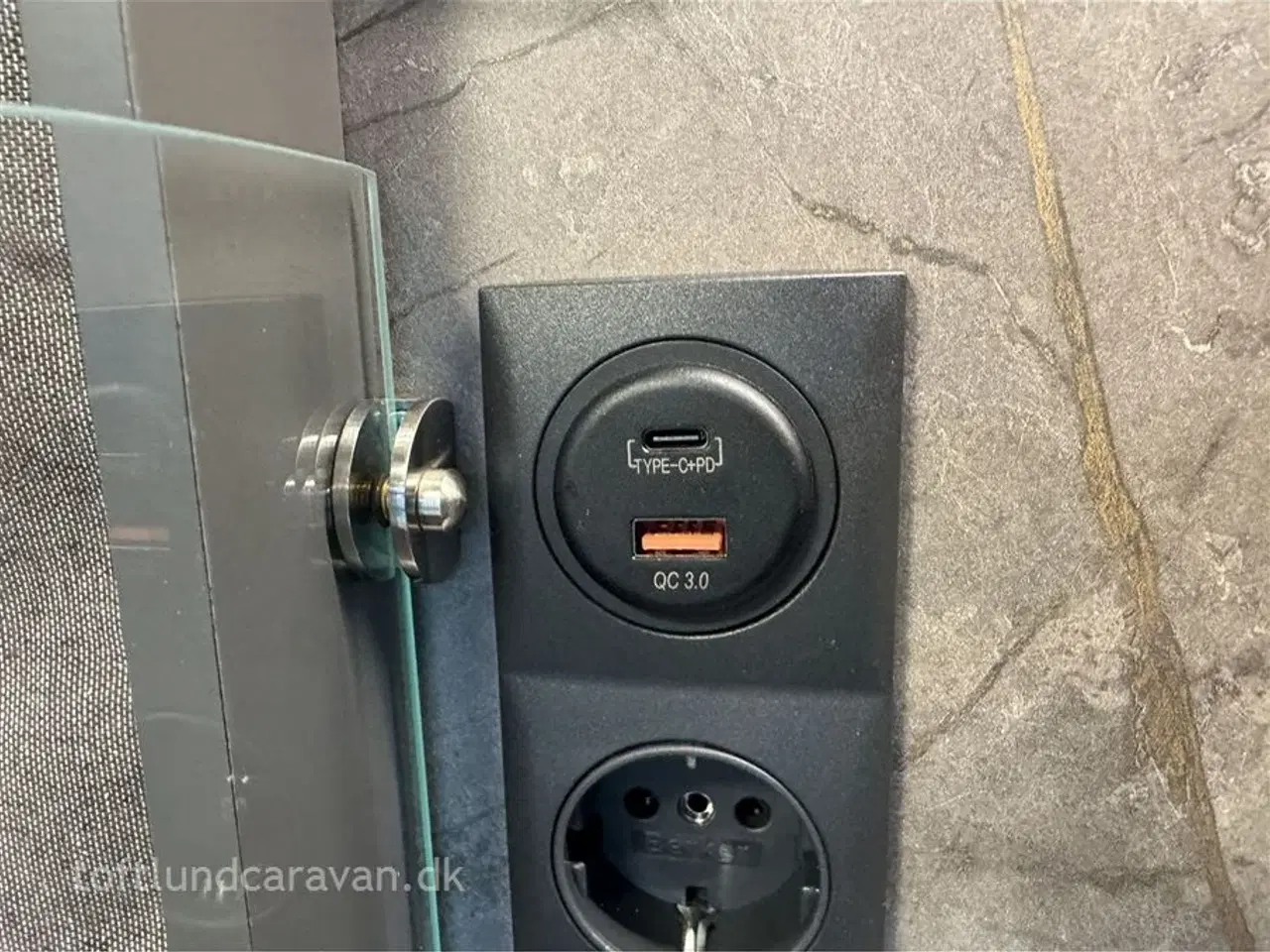 Billede 16 - 2026 - Hobby De Luxe 460 UFe   NY 2026 DK-Line SNART PÅ LAGER, hør nærmere. Masser af lækkert udstyr er med i prisen!