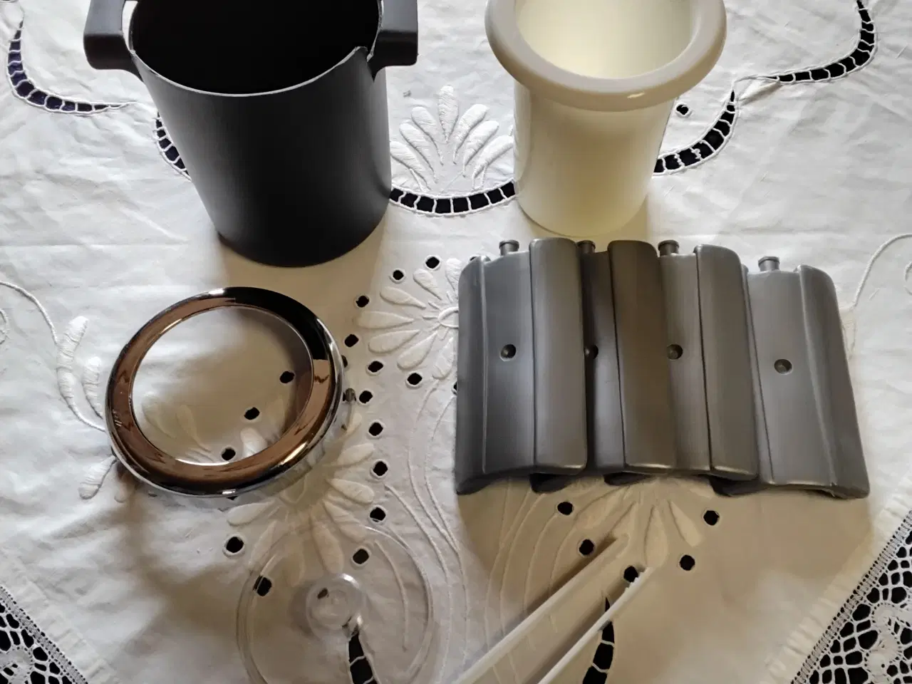 Billede 2 - Vinkøler / isspand med 4 køleelementer, låg, tang