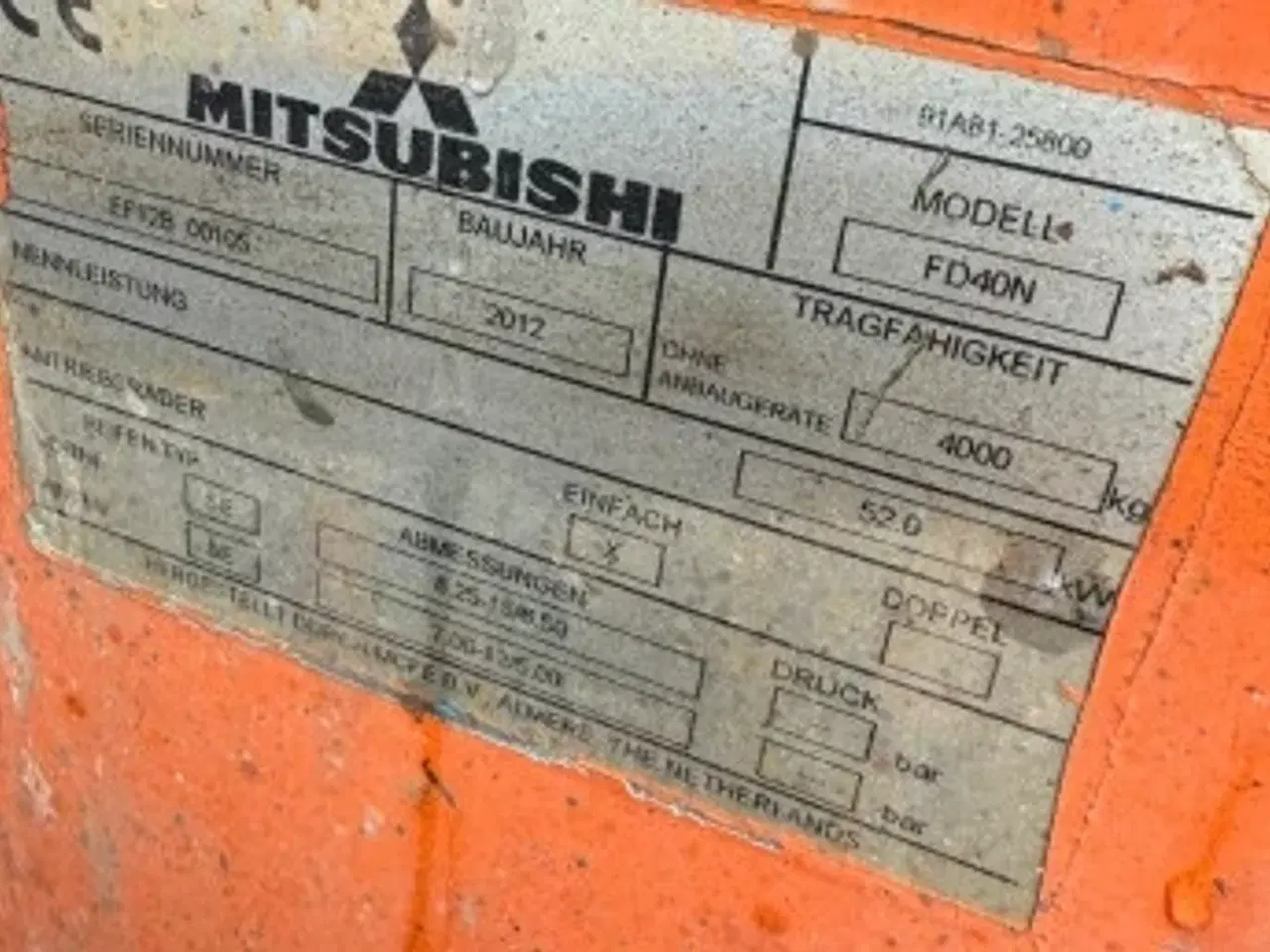 Billede 5 - Gaffeltruck med friløft