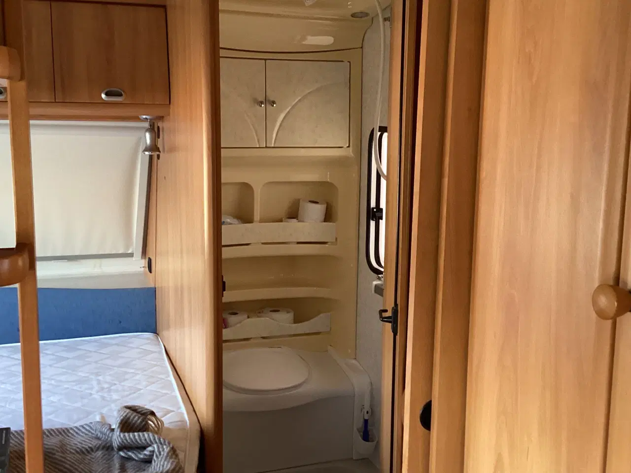 Billede 4 - Campingvogn, Hobby 460. Årgang 2007