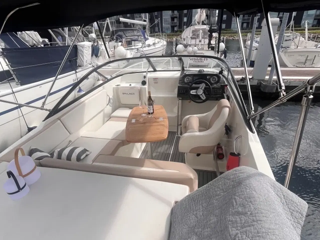 Billede 10 - Bayliner VR5 Cuddy