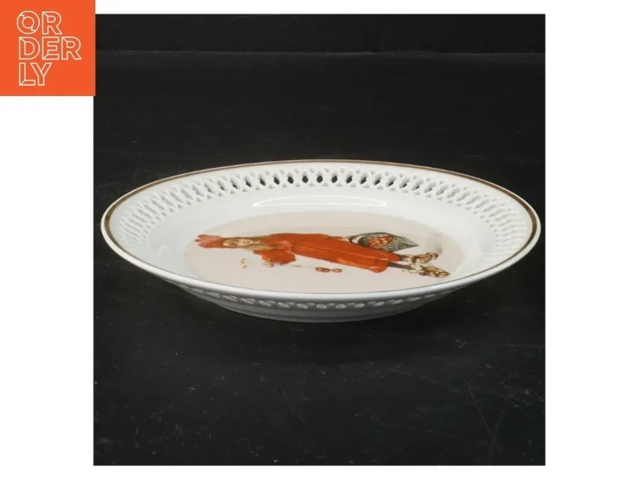 Billede 2 - Porcelænstallerken med motiv fra Bing & Grøndahl (str. Ø 17 cm)