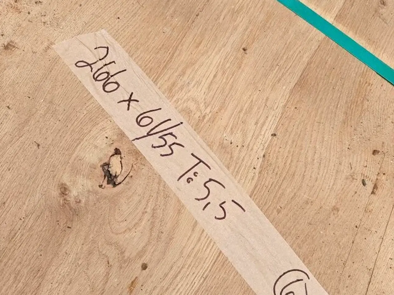 Billede 2 - 1 stk. Egetræsplanke str. 266 x 61 / 55 x 5,5