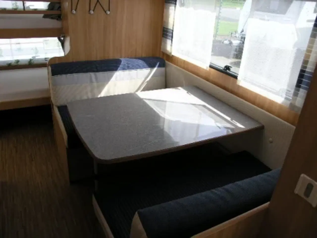 Billede 10 - Dethleffs 510 Camper