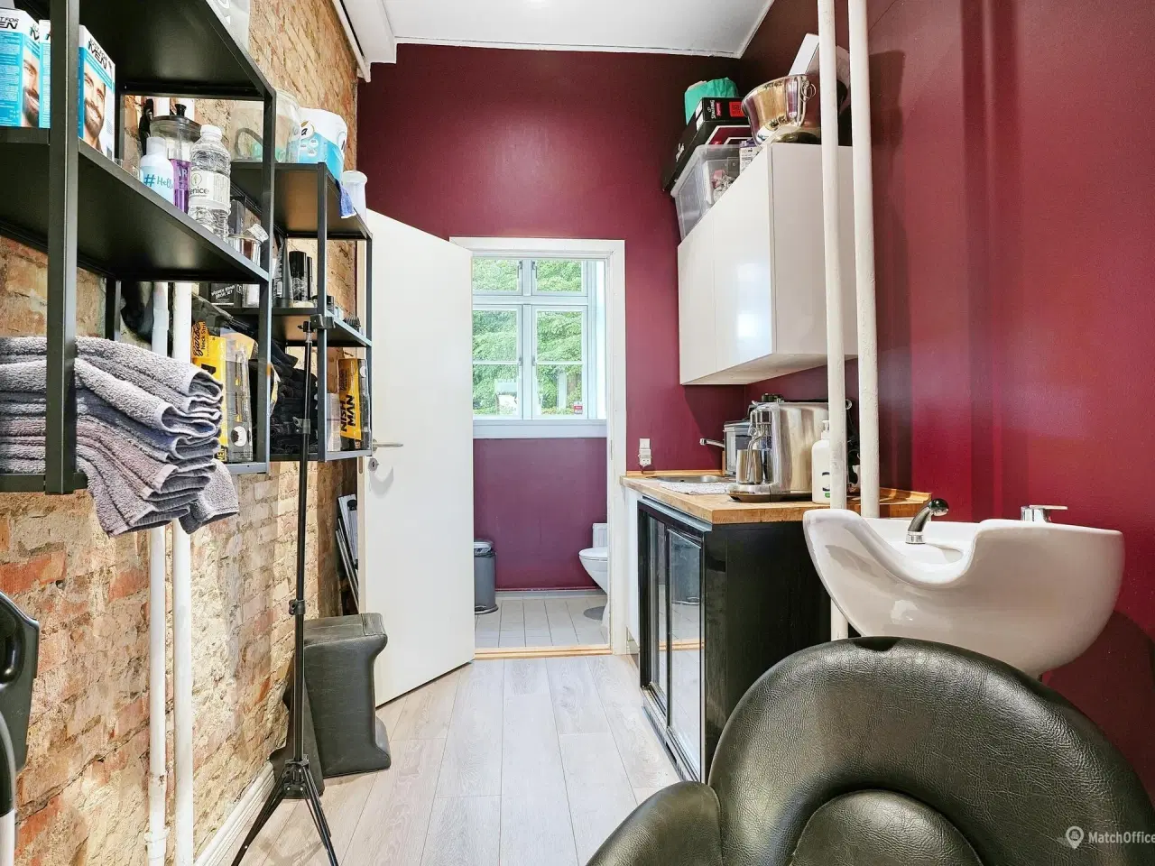 Billede 7 - Charmerende butik ud til Lyngby Torv – tæt på hovedgaden