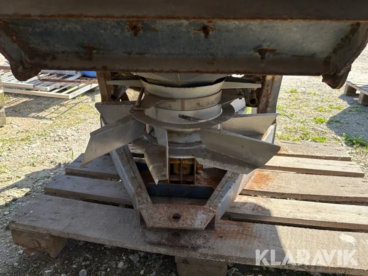 Billede 10 - Gødningsspreder Bøgballe BL 600