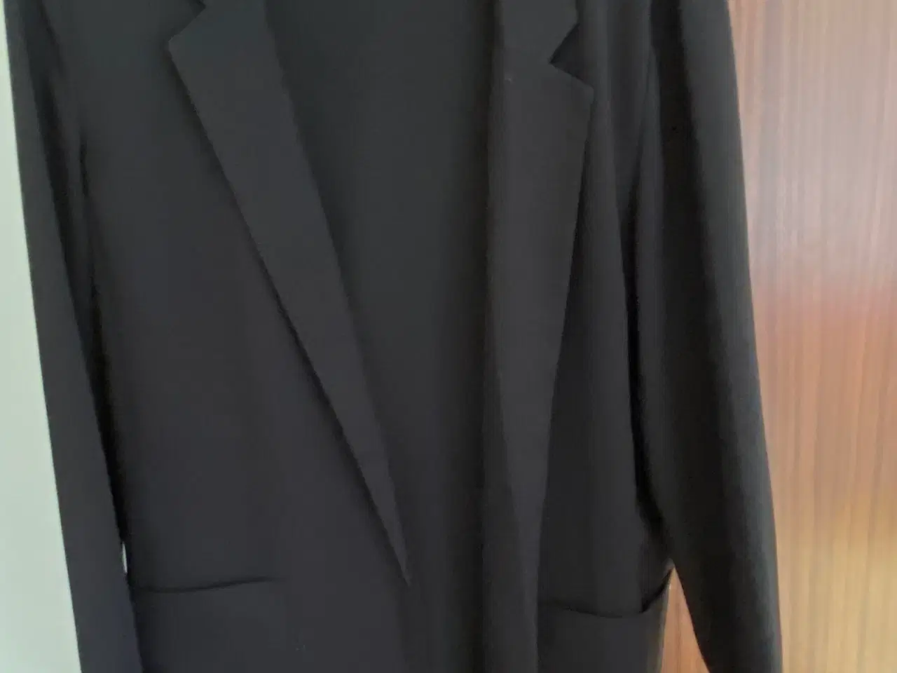 Billede 1 - Blazer i sort 