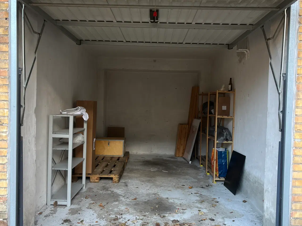 Billede 3 - Garage nær KB Hallens station til leje