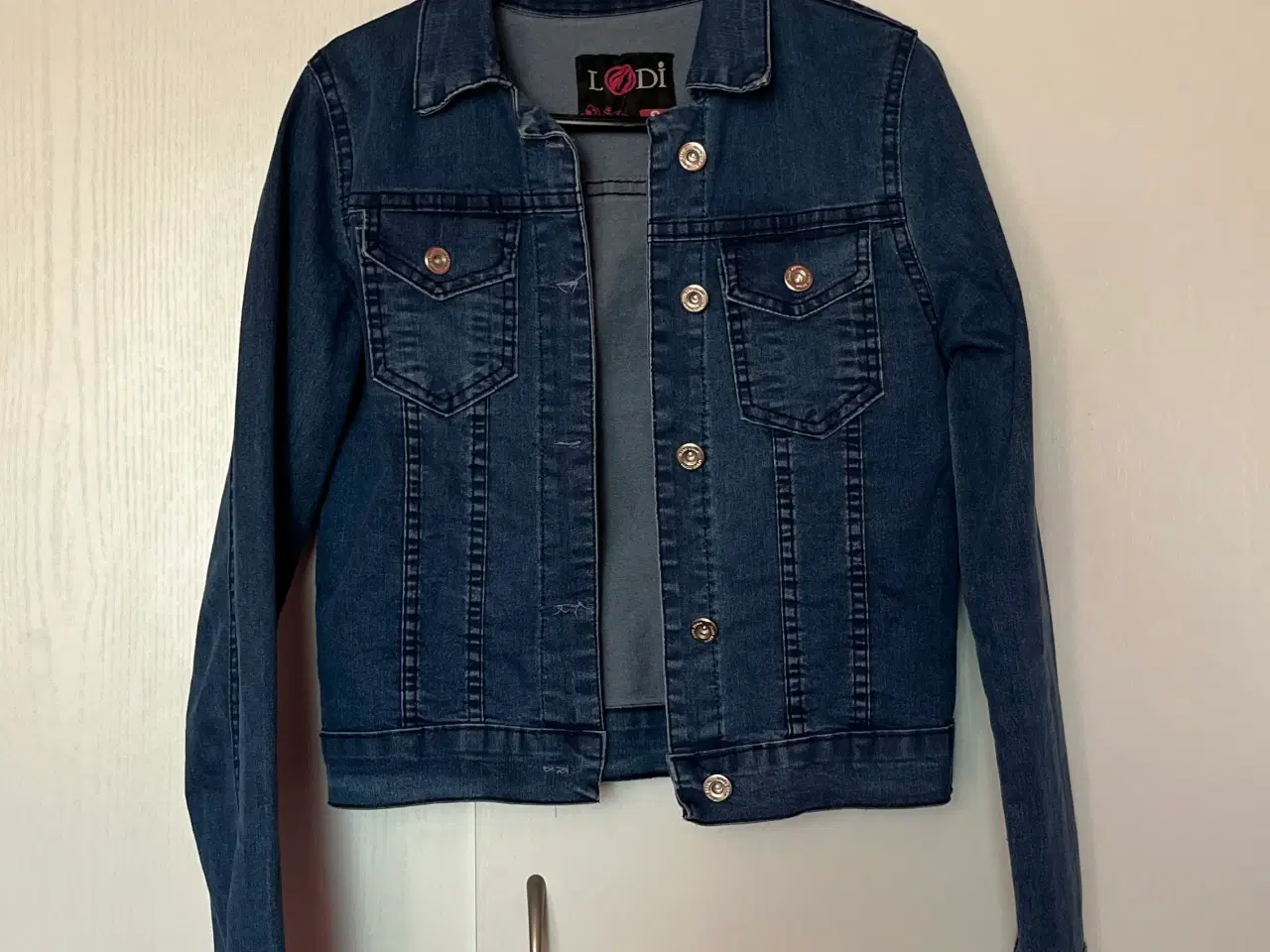 Billede 2 - Denim jakke 