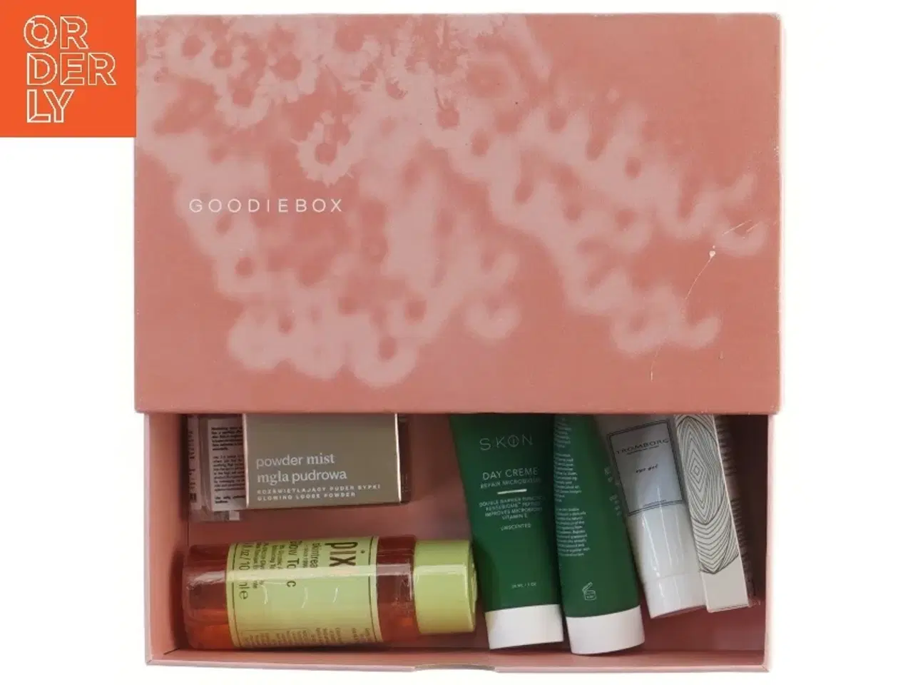 Billede 3 - Goodiebox med skønhedsprodukter (str. 24x14,5 cm)