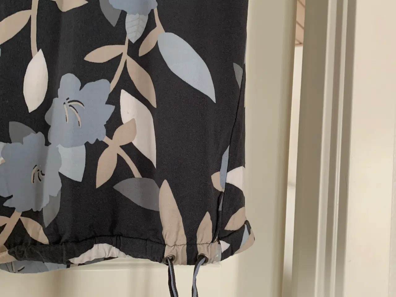 Billede 2 - Flot Sandwich bluse