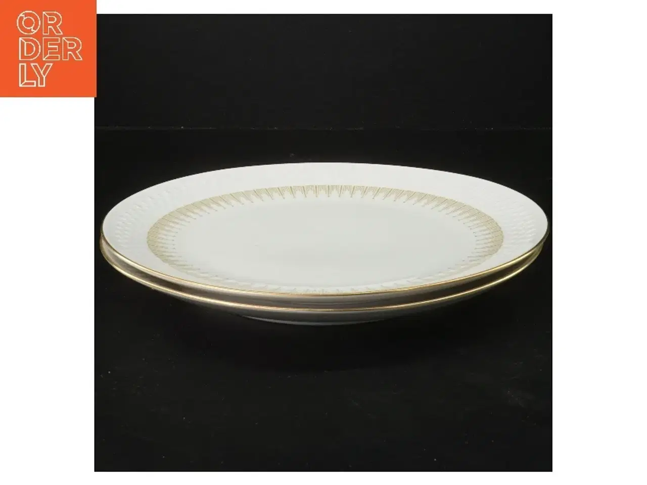 Billede 1 - Porcelænstallerkener med guld detaljer fra Bavaria (str. 2 styk, ø 25 cm)