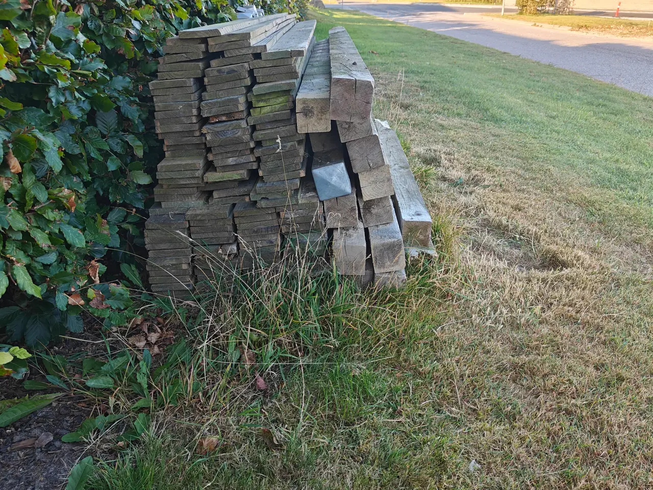 Billede 3 - Stolper og brædder