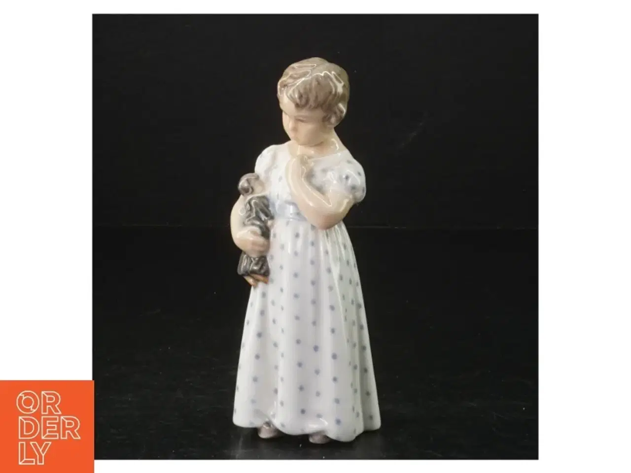 Billede 1 - Porcelænsfigur af pige fra B&G (str. 15 cm)