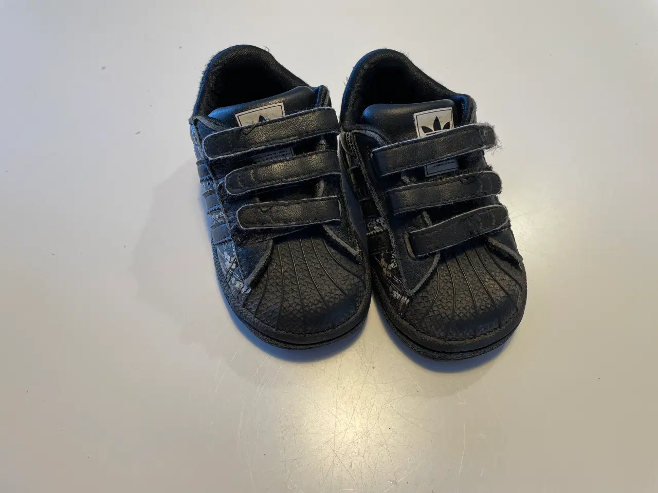 Billede 2 - Adidas sneakers str. 20, drenge