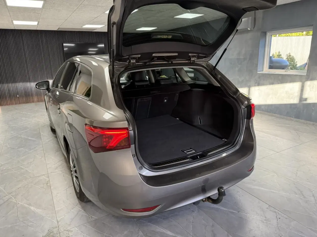 Billede 15 - Toyota Avensis Touring Sports 1,8 VVT-I T2 Executive 147HK Stc 6g