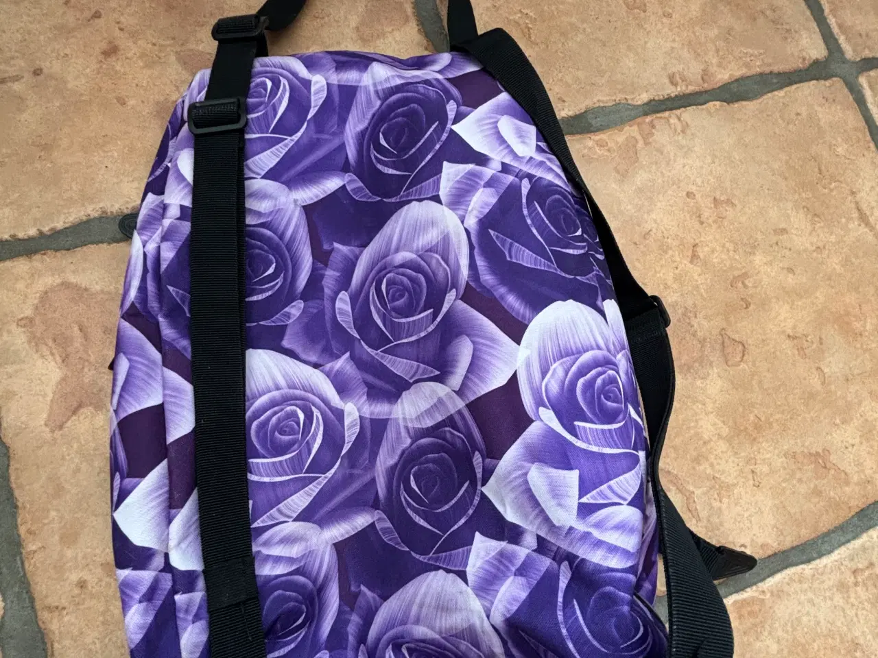 Billede 6 - Jeva skoletaske / rygsæk stof lilla mønster