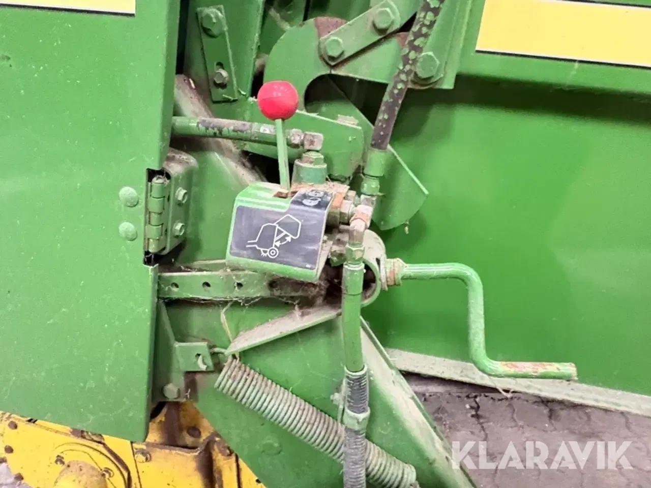 Billede 12 - Rundballepresser John deere 550