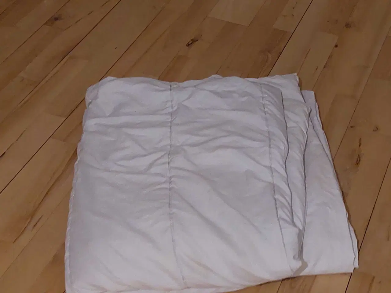 Billede 1 - Dobbeltdyne/ tæppe IKEA