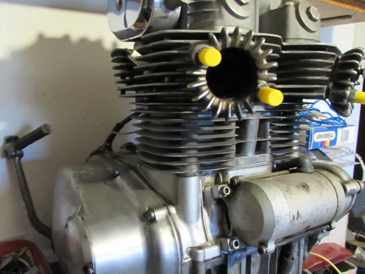 Billede 1 - Honda cb 350 (2 - cyl) nye og brugte dele