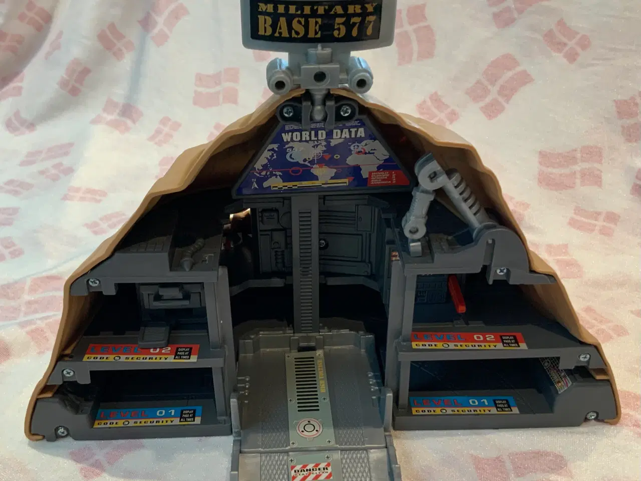 Billede 2 - Micro Machines Military Battle Zones