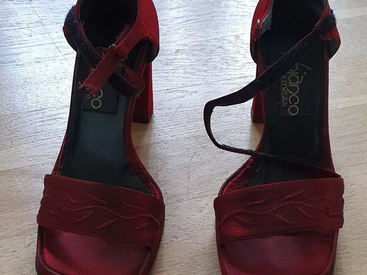 Billede 1 - Sandaler