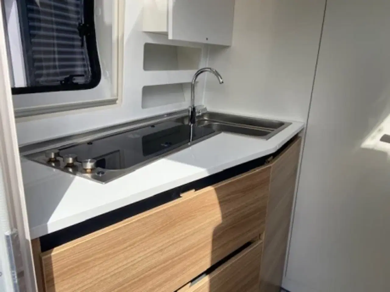 Billede 4 - Adria Action 391 LH