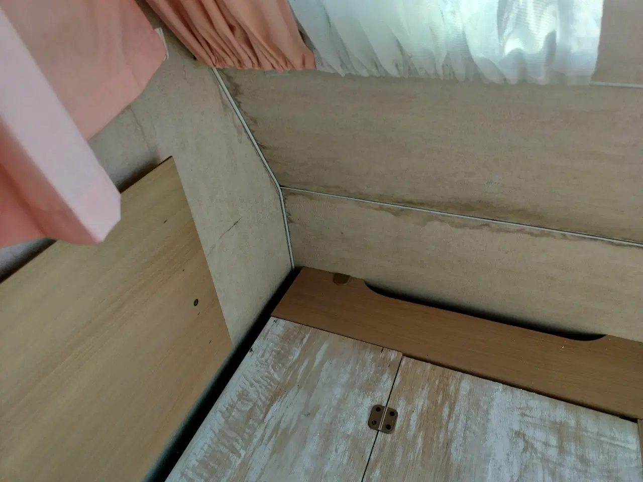 Billede 9 - Adria lille campingvogn, med fugt , nysynet 