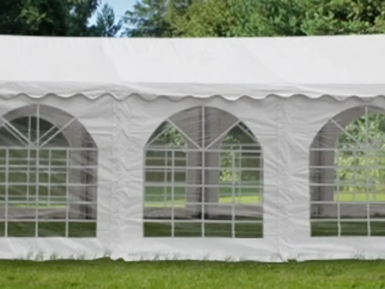 Billede 2 - 6 x 10 m professionelt partytelt udlejes