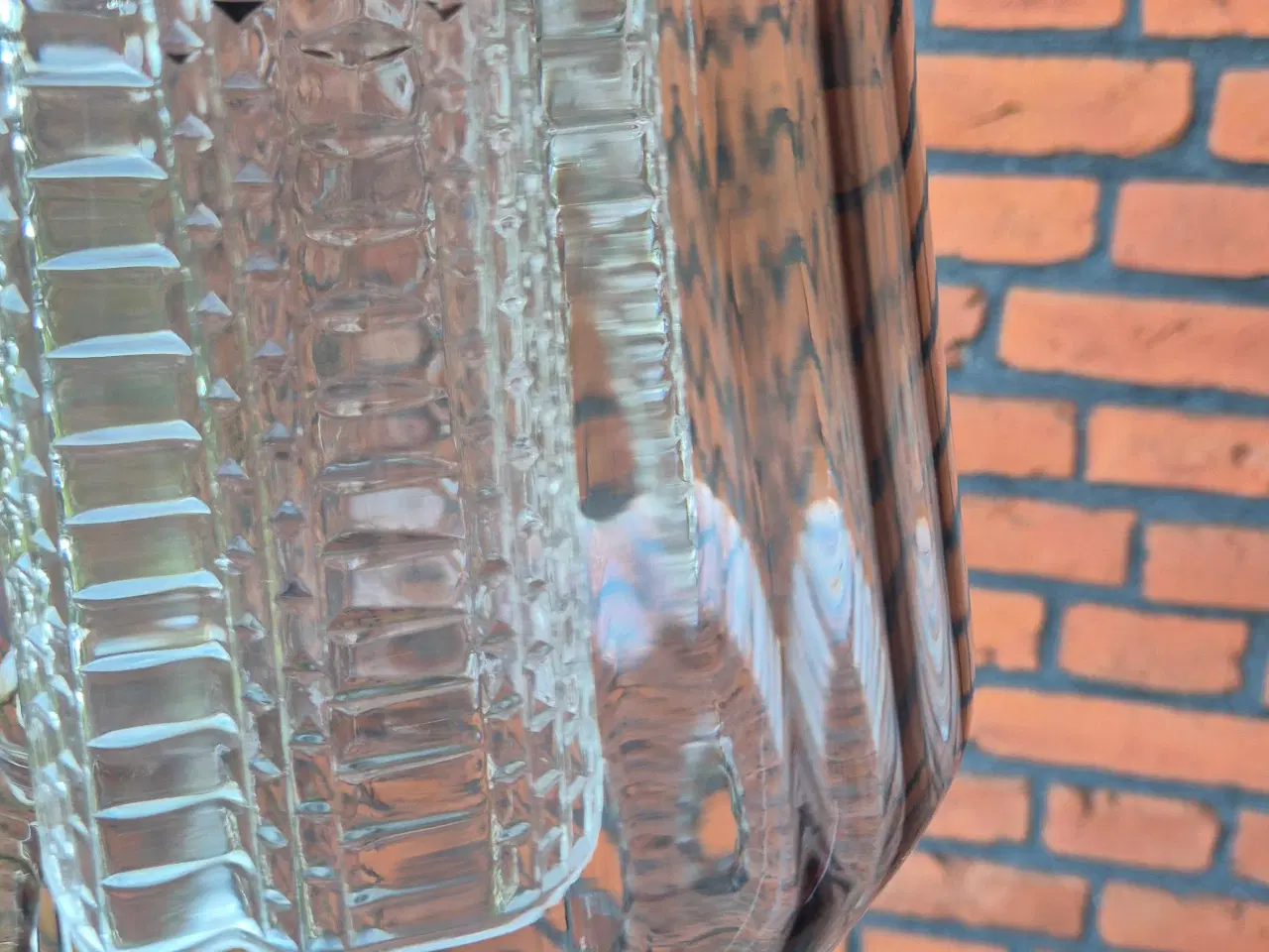 Billede 16 - Smuk svensk retrolampe i røgfarvet glas 