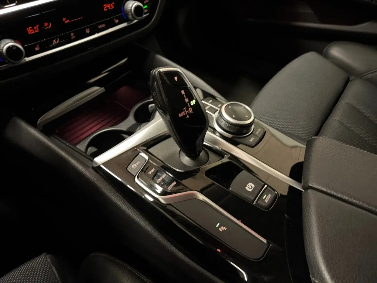Billede 12 - BMW 520d 2,0 Touring Connected aut.