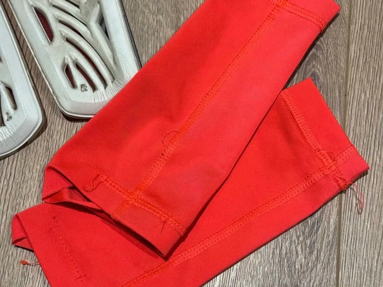 Billede 5 - Adidas benskinner