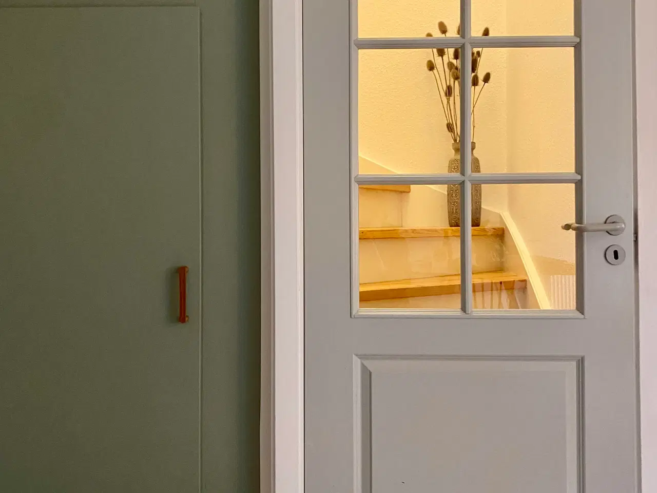 Billede 1 - Standarddør fra Fiskars i bondestil. 