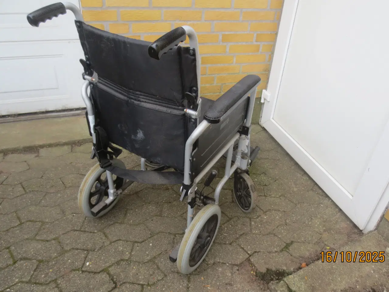 Billede 3 - 1 stk Kilberry Kørestol med fodhvilere