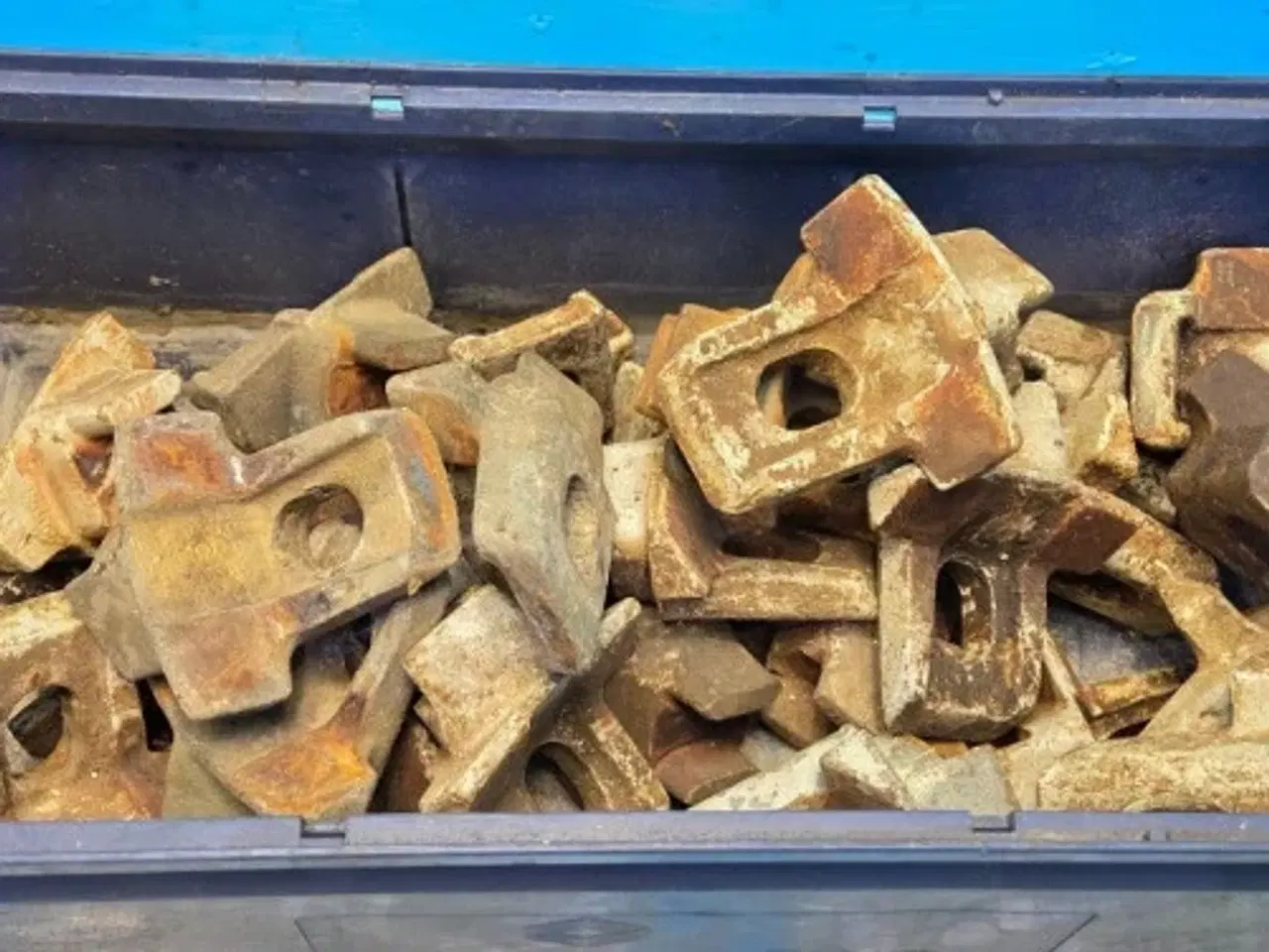 Billede 6 - Ford TW35 Stopklods 81811262 29 Stk