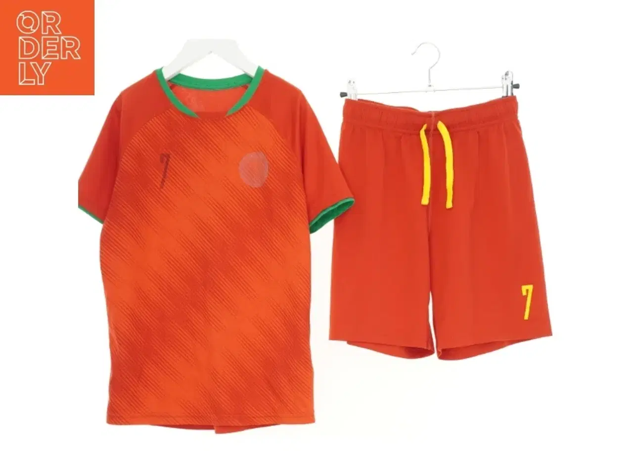 Billede 2 - Sæt fodboldtøj (2 stk.) Portugal fra H&M (str. 152 cm)