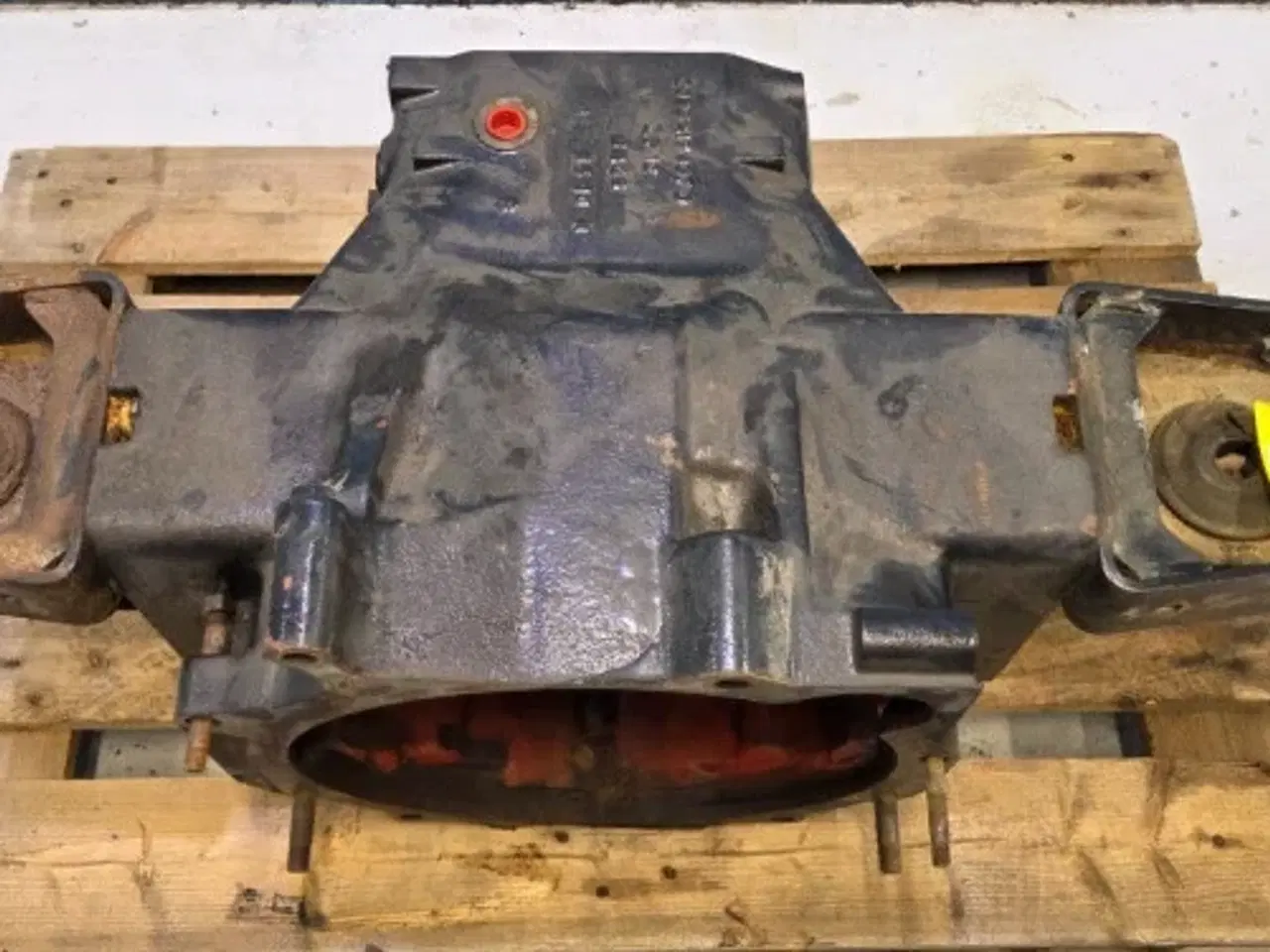 Billede 3 - Deutz Agrotron 90 Koblinghus 04438466