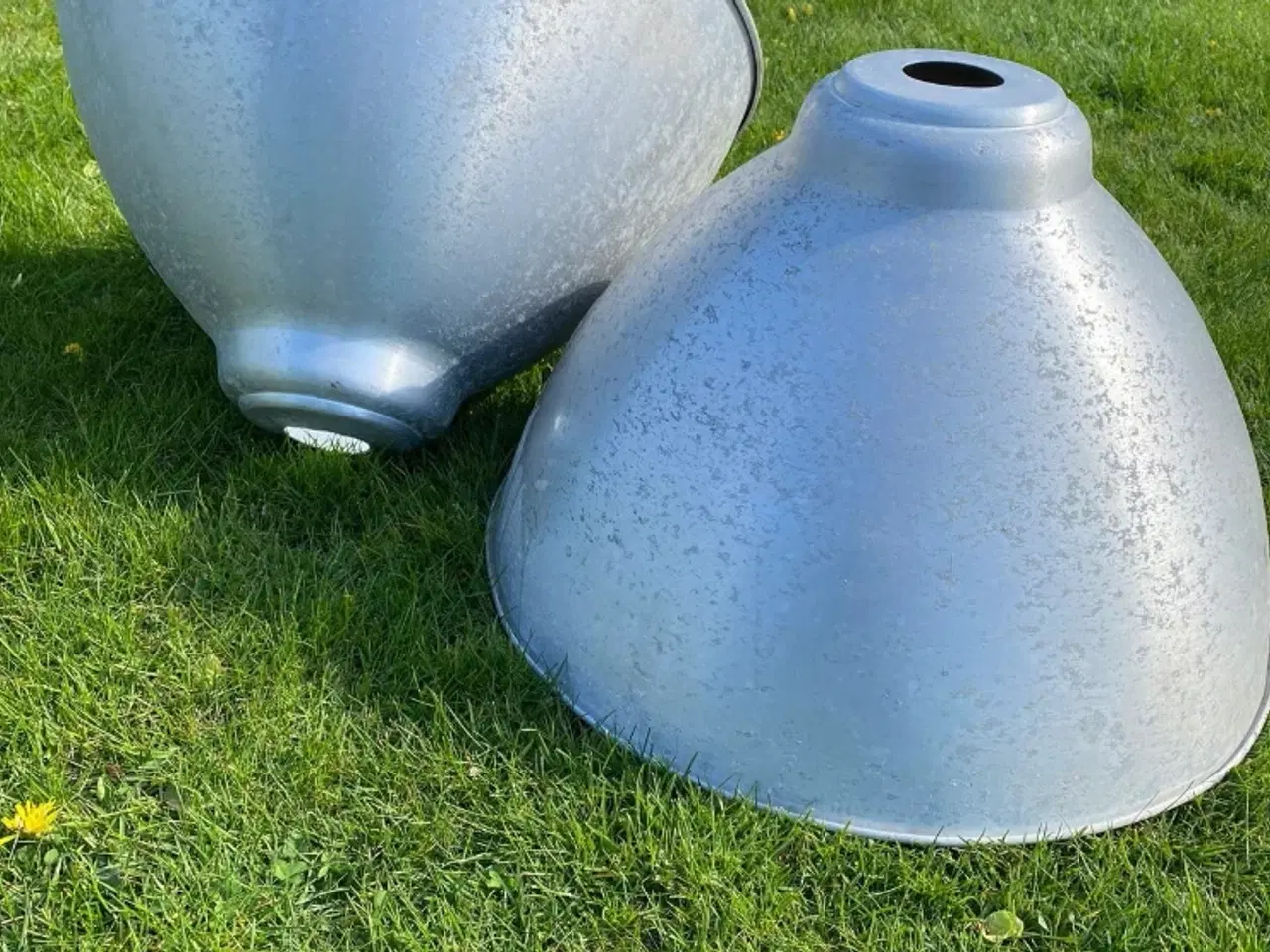 Billede 1 - Store varme-skærme til kyllinger mv.