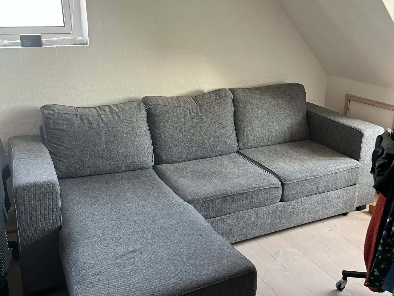 Billede 1 - Flot sovesofa med god opbevaring