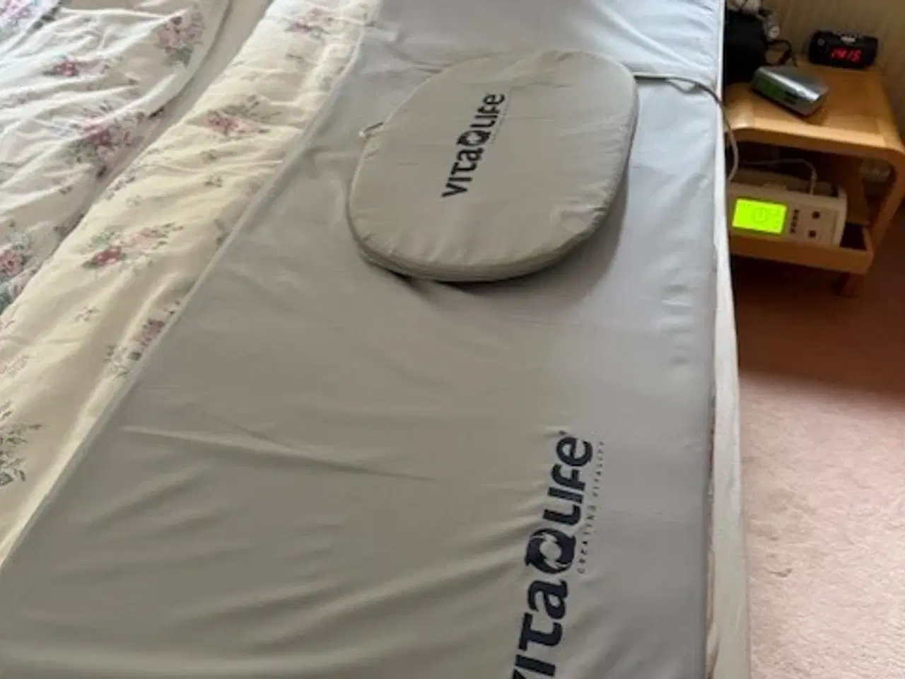 Billede 1 - Magnetfeltmadras m/ tilbehør - Vita-Life system.