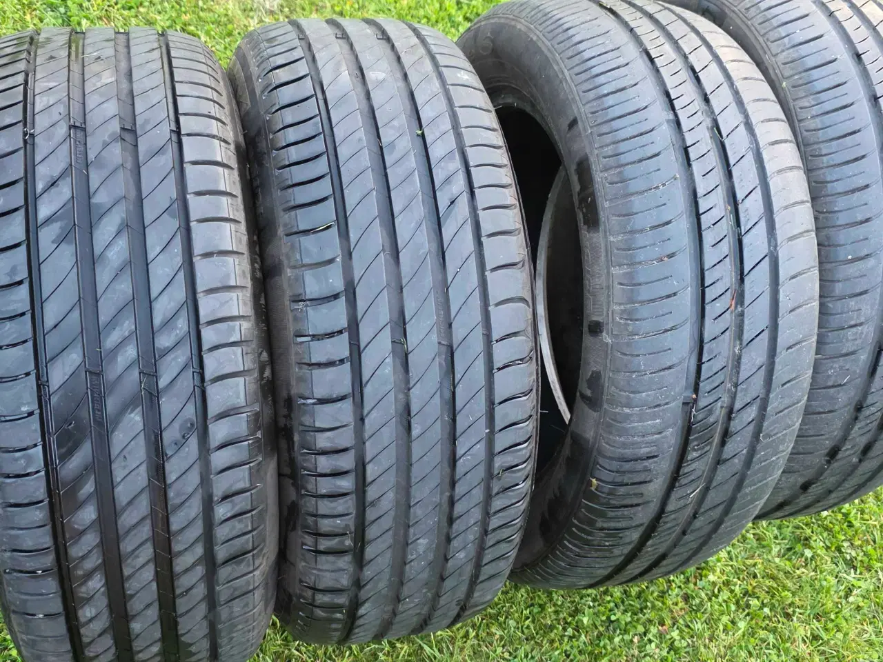 Billede 1 - Sommerdæk 205/55 R16 - Samlet pris 300,- kr