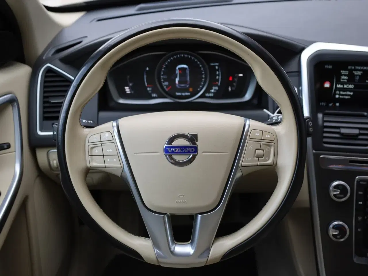 Billede 4 - Volvo XC60 2,0 D4 190 Momentum aut.